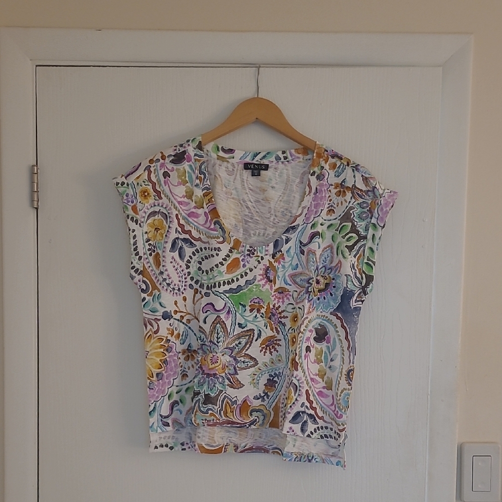 Levi's Cream Fitted Blouse